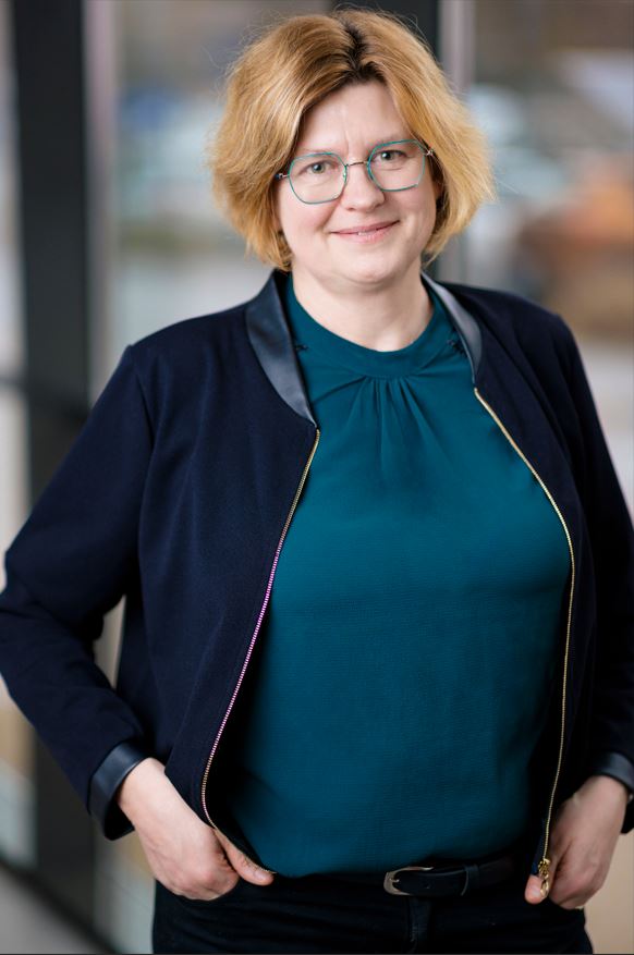 Photo of Dr.  Isabelle Servin